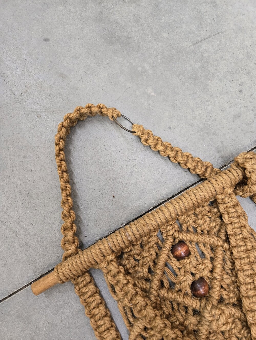 Large Vintage 70s Macrame Hanging Planter Art Wall Piece - Picture 7 of 9